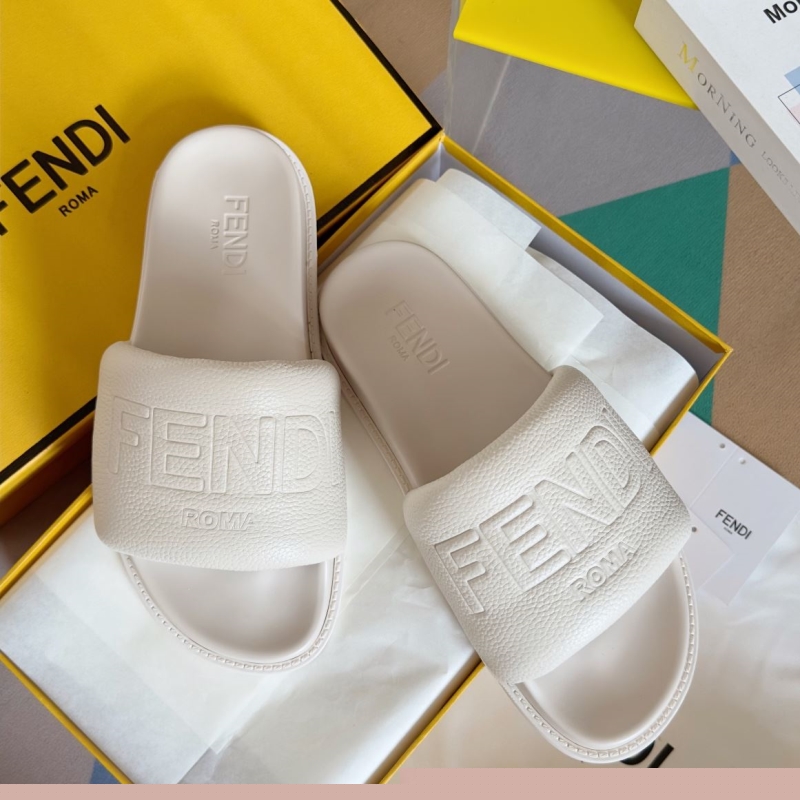 F**di slippers